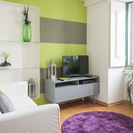 Contemporary Lisbon Apartment In Historical Chiado Ngoại thất bức ảnh