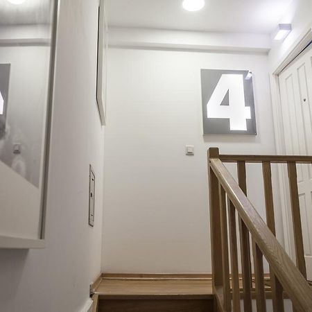 Contemporary Lisbon Apartment In Historical Chiado Ngoại thất bức ảnh