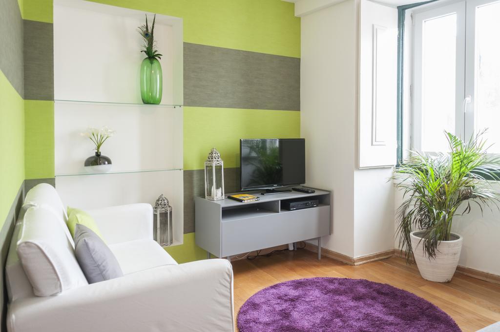 Contemporary Lisbon Apartment In Historical Chiado Ngoại thất bức ảnh